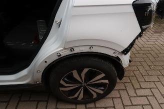 Volkswagen T-Cross 1.0 TSI Life picture 12