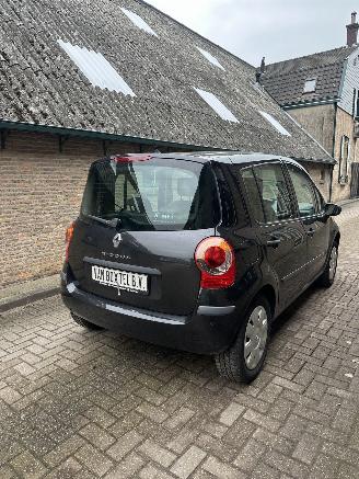 Renault Modus Renault Modus 1.4-16V Tech Road picture 5