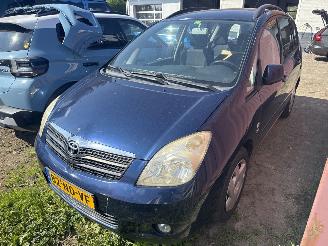 škoda osobní automobily Toyota Corolla-verso  2003/1