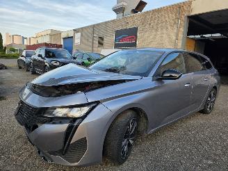 krockskadad bil auto Peugeot 308 Allure Automaat Virtual Keyless Camera Navi Led 96KW/131PK 2023/12