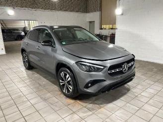 Mercedes GLA 200 Progressive Advanced PANO/KAM/NAVI picture 6