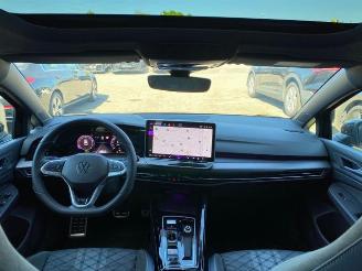 Volkswagen Golf 1.5 eTSI R-Line PANO/KAM/NAVI picture 15