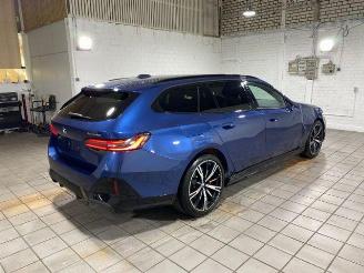 BMW i5 xDrive40 Touring M Sport Pro PANO/HUD/360/B&W picture 8