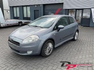 Uttjänta bilar auto Fiat Grande Punto Grande Punto (199), Hatchback, 2005 1.4 16V 2006/6
