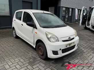 Daihatsu Cuore Cuore (L251/271/276), Hatchback, 2003 1.0 12V DVVT picture 3