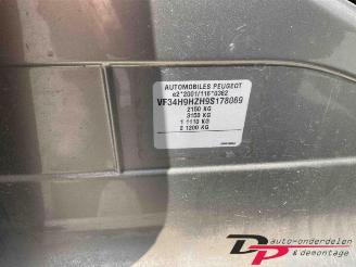 Peugeot 308 308 SW (4E/H), Combi 5-drs, 2007 / 2014 1.6 HDiF 16V picture 13