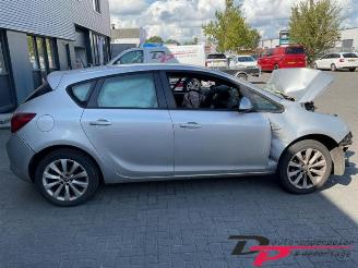 Opel Astra Astra J (PC6/PD6/PE6/PF6), Hatchback 5-drs, 2009 / 2015 1.4 16V ecoFLEX picture 5