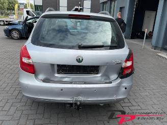 Skoda Fabia Fabia II Combi, Combi 5-drs, 2007 / 2014 1.4i 16V picture 6