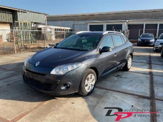 Démontage voiture Renault Mégane Megane III Grandtour (KZ), Combi 5-drs, 2008 / 2016 1.5 dCi 110 2010/8