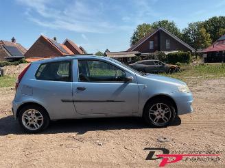Fiat Punto Punto II (188), Hatchback, 1999 / 2012 1.2 60 S picture 4