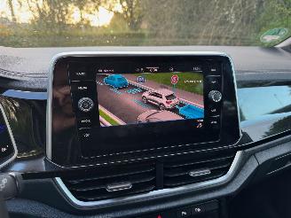 Volkswagen T-Roc Volkswagen T-Roc Camera AHK ACC DCC Massage VOL picture 5