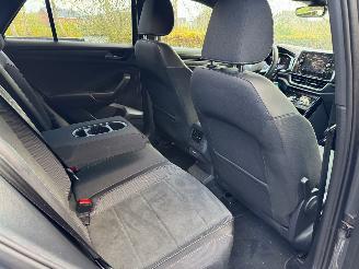 Volkswagen T-Roc Volkswagen T-Roc Camera AHK ACC DCC Massage VOL picture 4