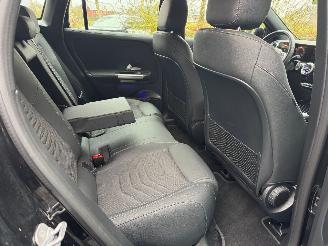 Mercedes EQA Mercedes-Benz EQA 250e Ambiance Camera Leder ACC AMG VOL picture 11