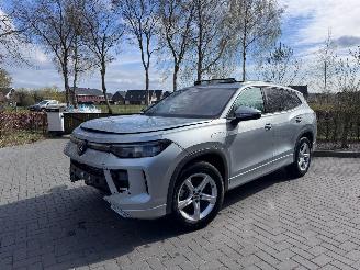 Auto incidentate Volkswagen Tayron Tayron 1.5 TSI eHybrid 150 kW Elegance PANO HUD Trekhaak VOL! 2025/3