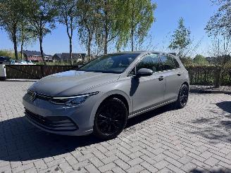 damaged passenger cars Volkswagen Golf Volkswagen Golf 8 Lim. eTSI Nardo Grey R-Line Nardo Grey 2021/1