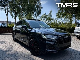 Schadeauto Audi Q7 Audi Q7 60 TFSI e Quattro S line PANO Luchtvering Trekhaak Sport Stoelen 2024/1