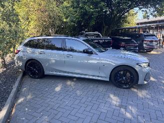 BMW 3-serie BMW 330e Touring M Sport PANORAMA HUD AHK Nardogrey VOL VOL picture 20