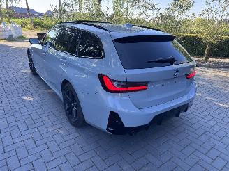 BMW 3-serie BMW 330e Touring M Sport PANORAMA HUD AHK Nardogrey VOL VOL picture 39
