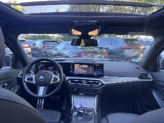 BMW 3-serie BMW 330e Touring M Sport PANORAMA HUD AHK Nardogrey VOL VOL picture 3