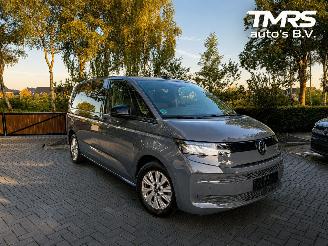 Vaurioauto  passenger cars Volkswagen Transporter T7 Multivan BULLI Hybride Trekhaak Camera 7pers VOL! 2024/4