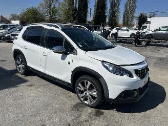 krockskadad bil auto Peugeot 2008  2017/11
