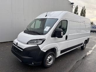 krockskadad bil auto Opel Movano MAXI 2024/7