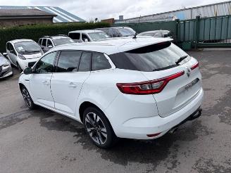 damaged passenger cars Renault Mégane Grandtour AUTOMAAT 2018/11