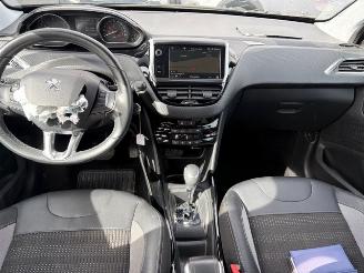 Peugeot 2008 AUTOMAAT picture 5