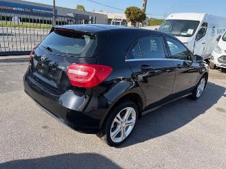Unfallwagen Mercedes A-klasse AUTOMAAT 2015/7