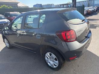 krockskadad bil auto Dacia Sandero  2021/1