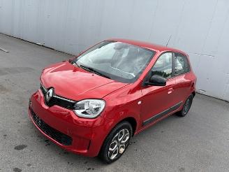 krockskadad bil auto Renault Twingo  2023/2