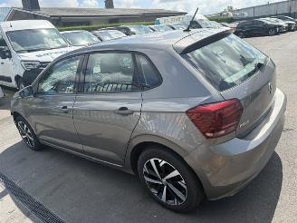 Vaurioauto  passenger cars Volkswagen Polo  2019/2