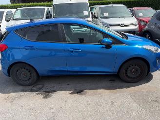 Ford Fiesta  picture 2