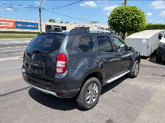 Schadeauto Dacia Duster  2016/10