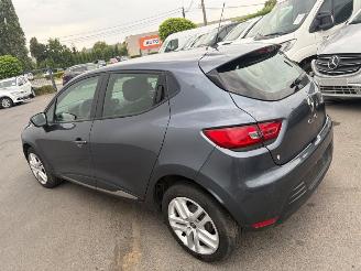 skadebil auto Renault Clio  2020/9
