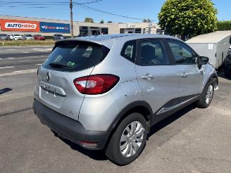 skadebil auto Renault Captur  2016/4