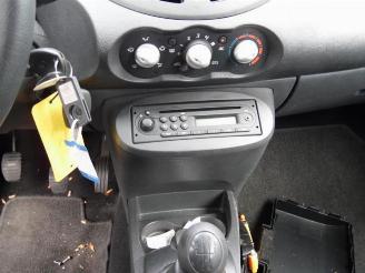 Renault Twingo Twingo II (CN), Hatchback 3-drs, 2007 / 2014 1.2 16V picture 16