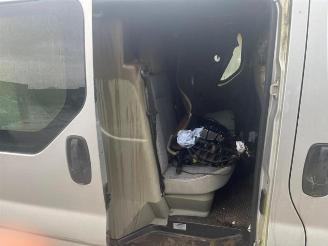 Renault Trafic Trafic New (FL), Van, 2001 / 2014 1.9 dCi 100 16V picture 8