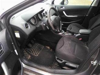 Peugeot 308 308 SW (4E/H), Combi 5-drs, 2007 / 2014 1.6 VTI 16V picture 14