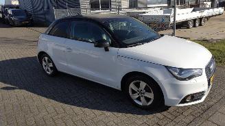 Audi A1 1.2 s edition rijdbare schade picture 8