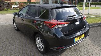 Toyota Auris 1.2T Aspiration Panodak Cruise Clima 2015 weinig schade picture 5