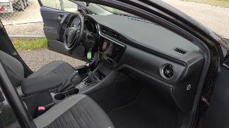 Toyota Auris 1.2T Aspiration Panodak Cruise Clima 2015 weinig schade picture 25