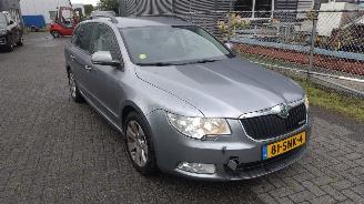  Skoda Superb 1.6 Tdi nette auto geen schade koppeling versleten 2011/1