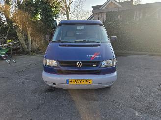 krockskadad bil auto Volkswagen Transporter  2002/2