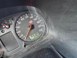 Volkswagen Transporter  picture 16