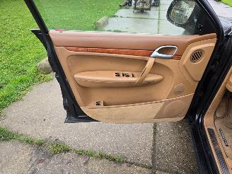 Porsche Cayenne S picture 11