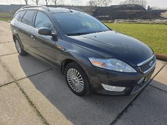 Ford Mondeo  picture 3