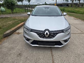 skadebil auto Renault Mégane  2016/4