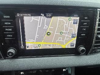 Skoda Karoq 1.0 TSI Business Edition 110PK picture 18