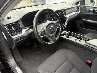 Volvo V-60 2.0 V60 Momentum Advantage AUTOMAAT 174PK picture 12
